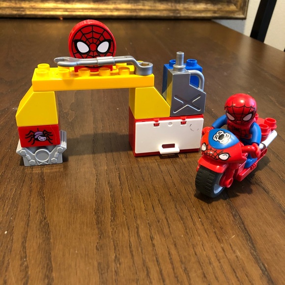 lego duplo spiderman bike